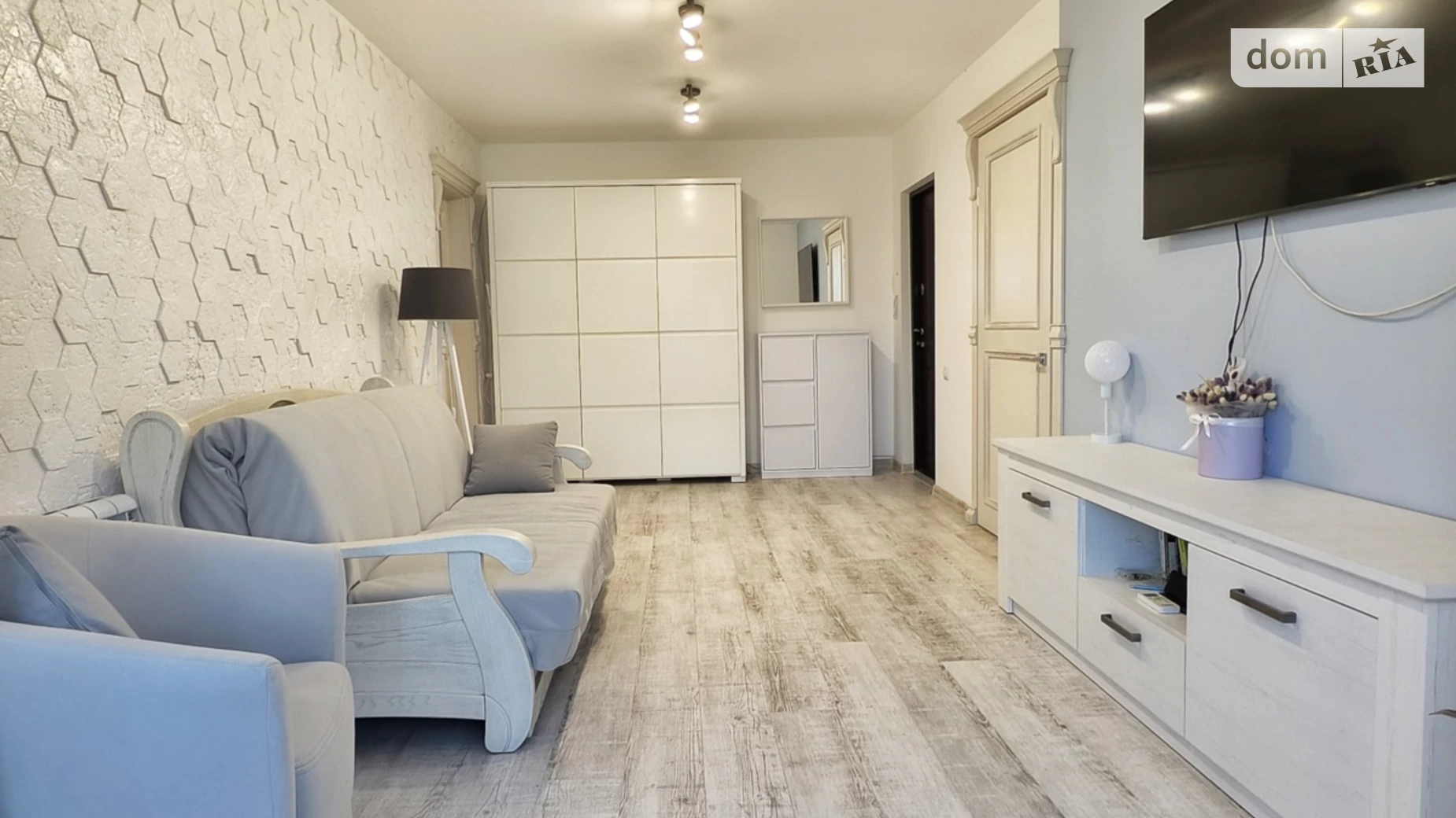 Продається 6-кімнатна квартира 103 кв. м у Кривому Розі, просп. Миру, 28 - фото 3