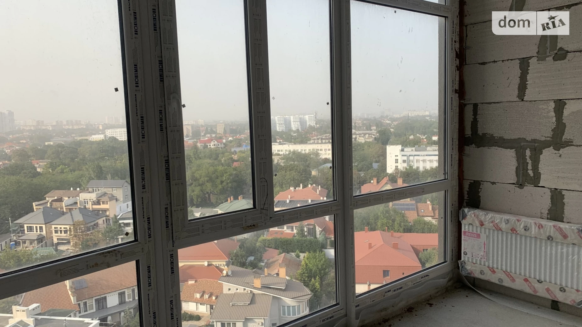 Продається 2-кімнатна квартира 83 кв. м у Одесі, Фонтанська дор. - фото 2