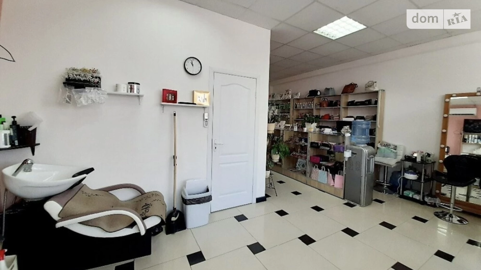 Продается офис 33 кв. м в бизнес-центре, цена: 54450 $ - фото 5