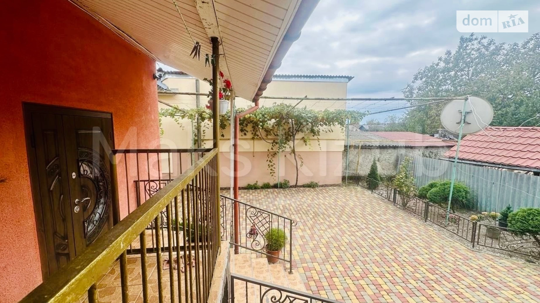 Продається будинок 2 поверховий 235 кв. м з садом, цена: 170000 $ - фото 2