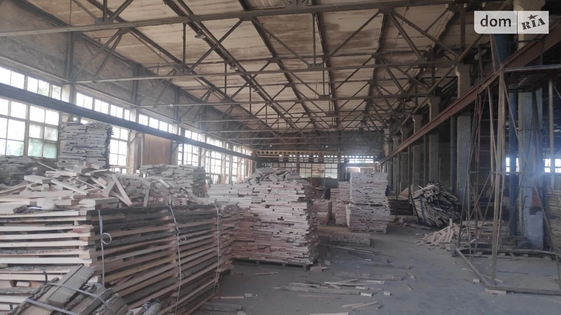 Продається приміщення вільного призначення 5861.1 кв. м в 3-поверховій будівлі, цена: 490000 $ - фото 4