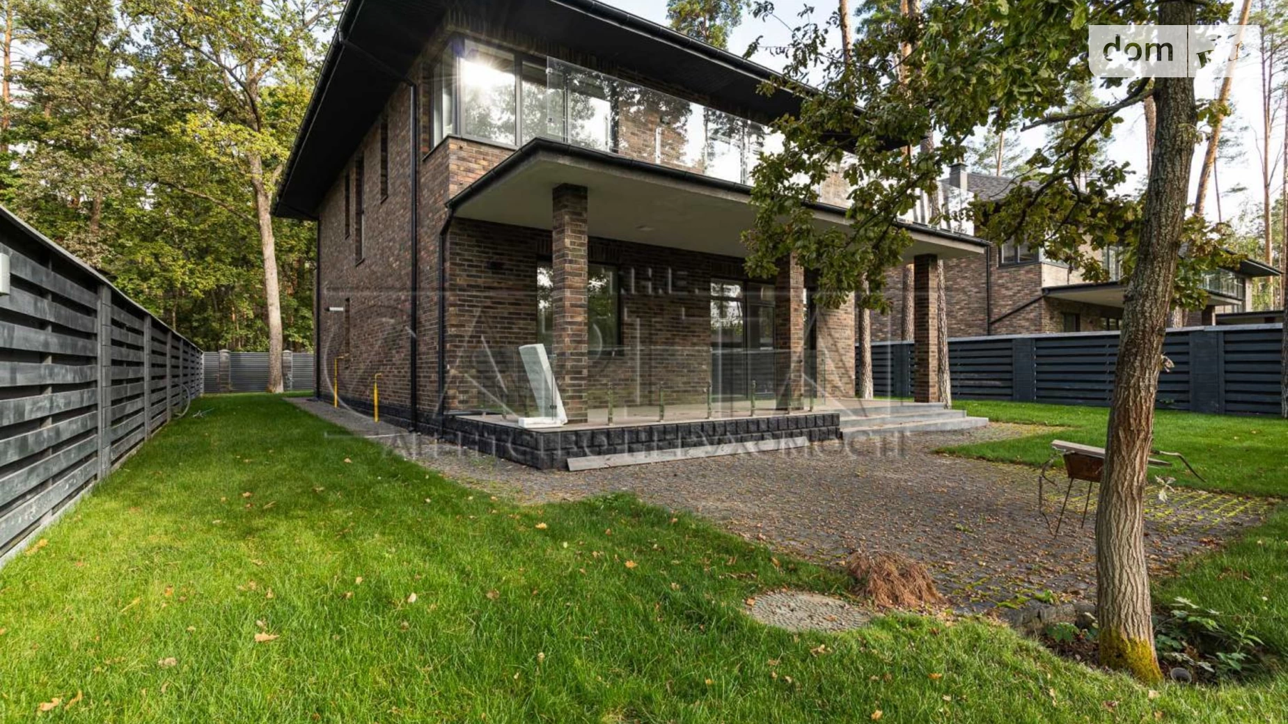 Продается дом на 2 этажа 250 кв. м с бассейном, цена: 470000 $ - фото 5