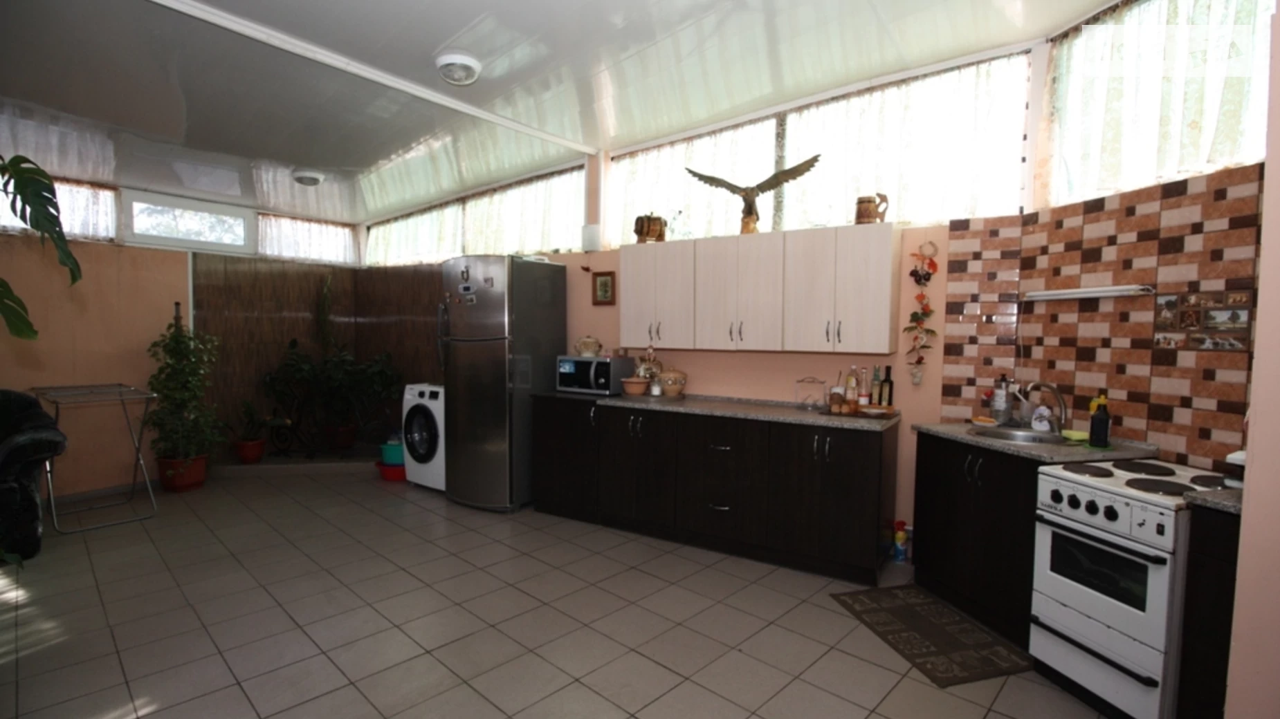 Продается дом на 3 этажа 250 кв. м с террасой, цена: 119999 $ - фото 3