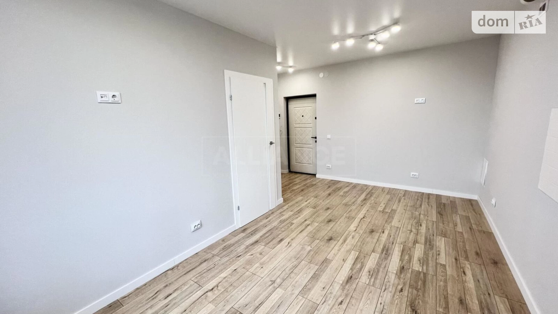 Продается 1-комнатная квартира 34 кв. м в Ивано-Франковске, ул. Независимости (Горького), 2А - фото 5