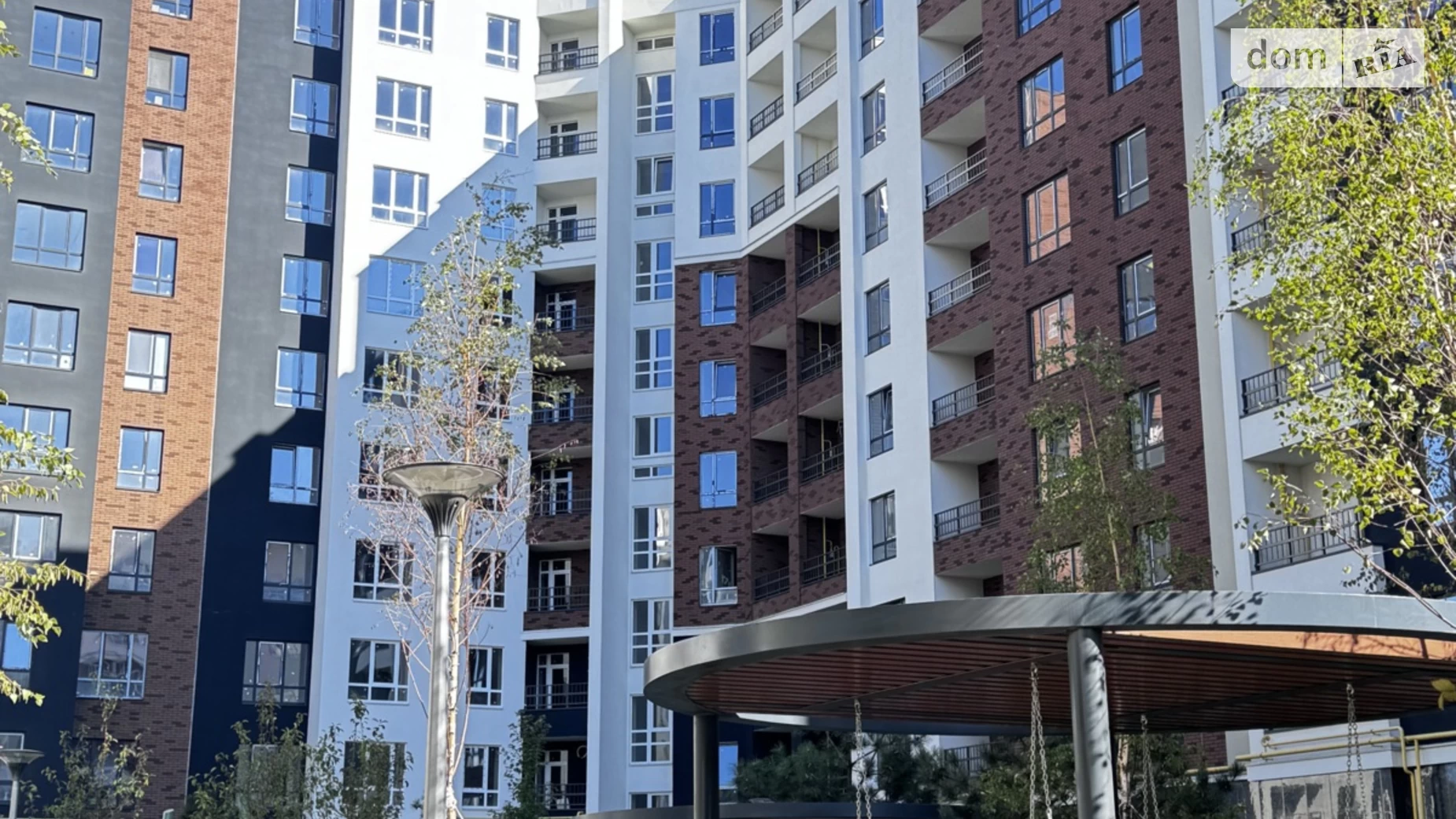 Продается 1-комнатная квартира 38 кв. м в Ирпене, ул. Кобылянской Ольги, 1В/21 - фото 2