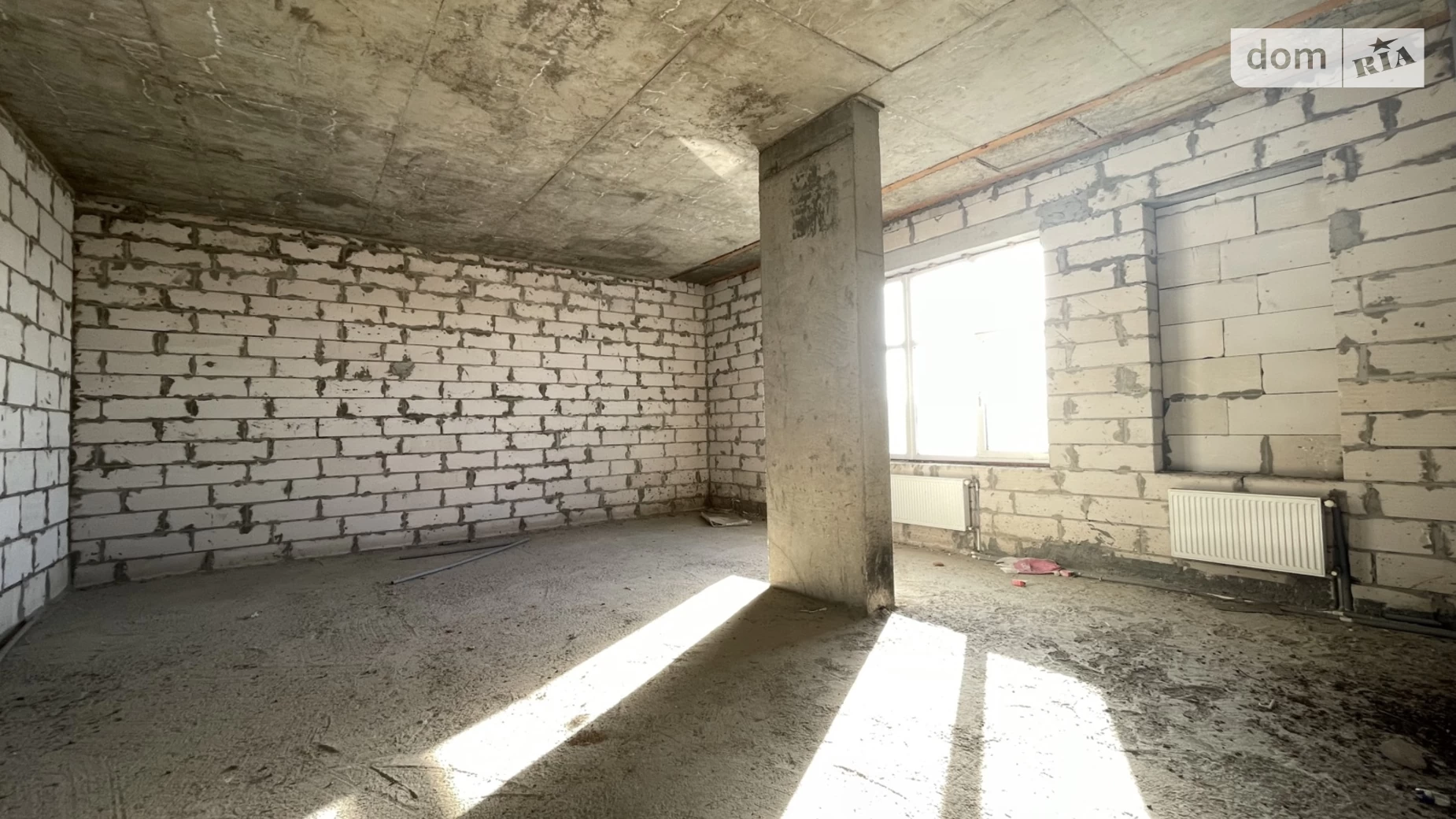 Продается 1-комнатная квартира 67.6 кв. м в Черноморске, ул. Радостная - фото 5