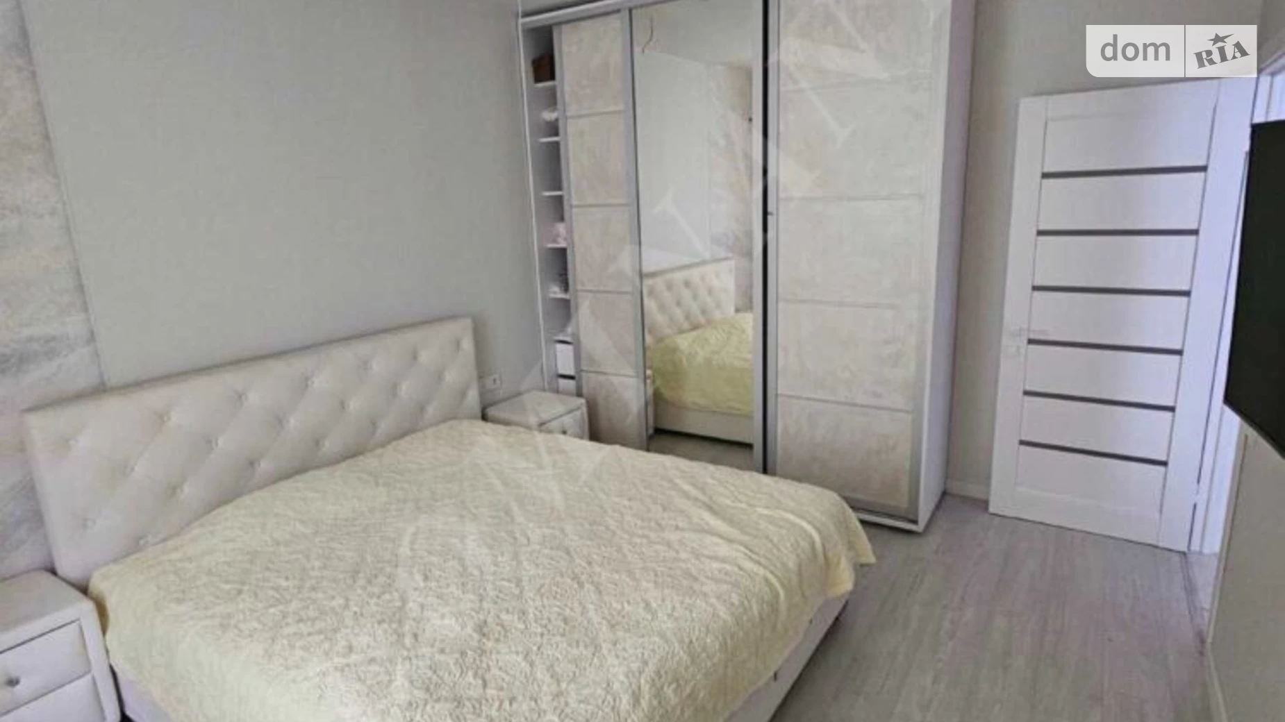 3-кімнатна квартира 73 кв. м у Запоріжжі, просп. Соборний - фото 4
