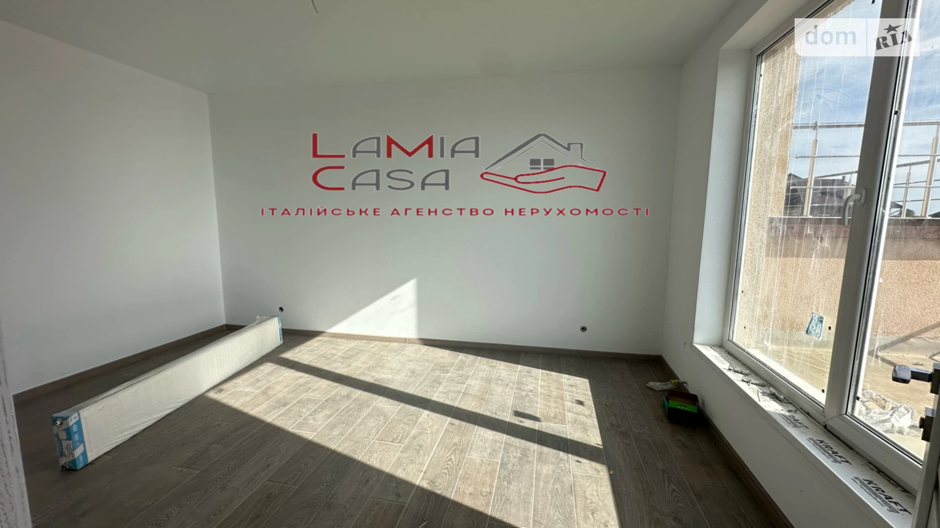 Продается дом на 3 этажа 120 кв. м с бассейном, цена: 95000 $ - фото 2