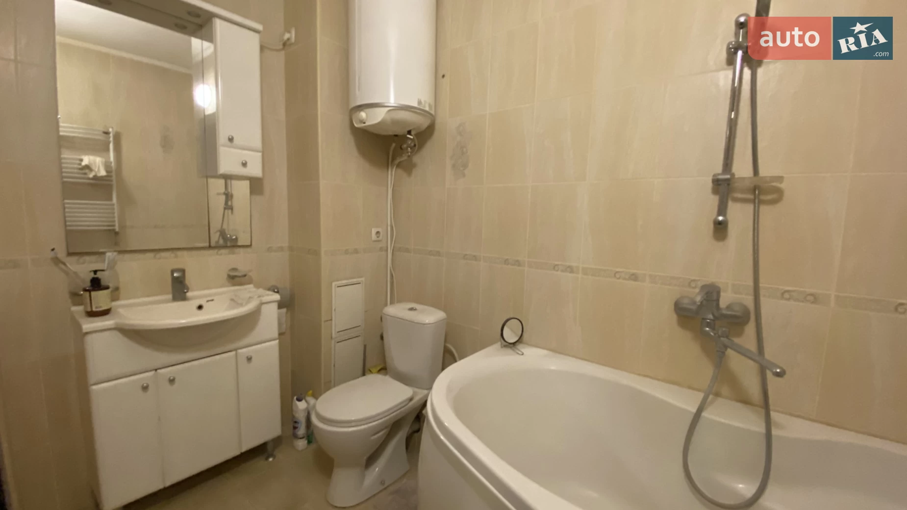 Продается 3-комнатная квартира 114.2 кв. м в Буче, ул. Садовая, 7Б - фото 3