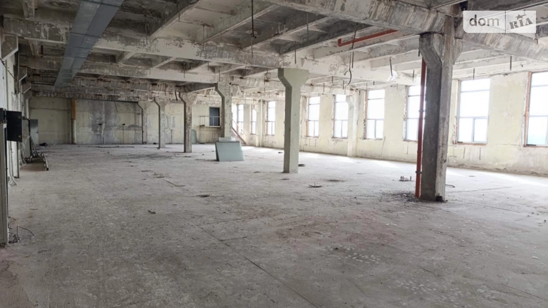 Продается офис 1800 кв. м в бизнес-центре, цена: 630000 $ - фото 2