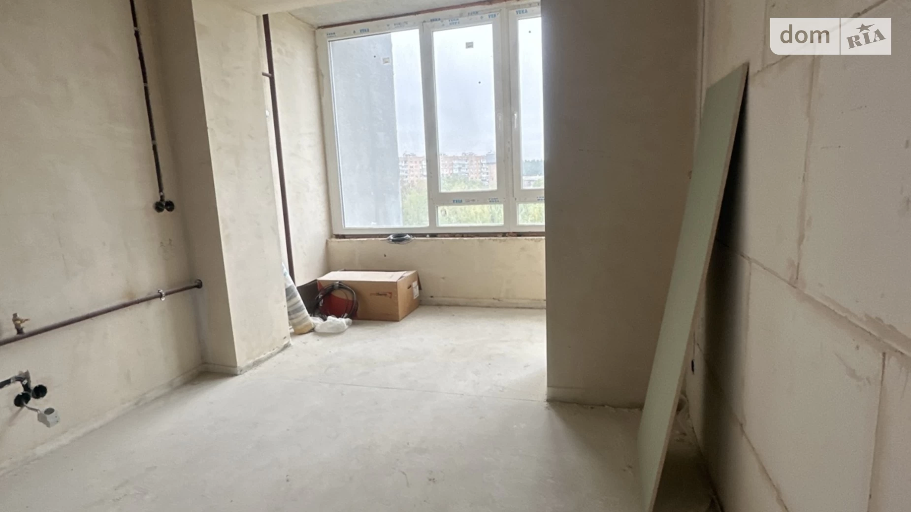 Продается 1-комнатная квартира 37 кв. м в Буче, ул. Ивана Кожедуба, 3Б - фото 2