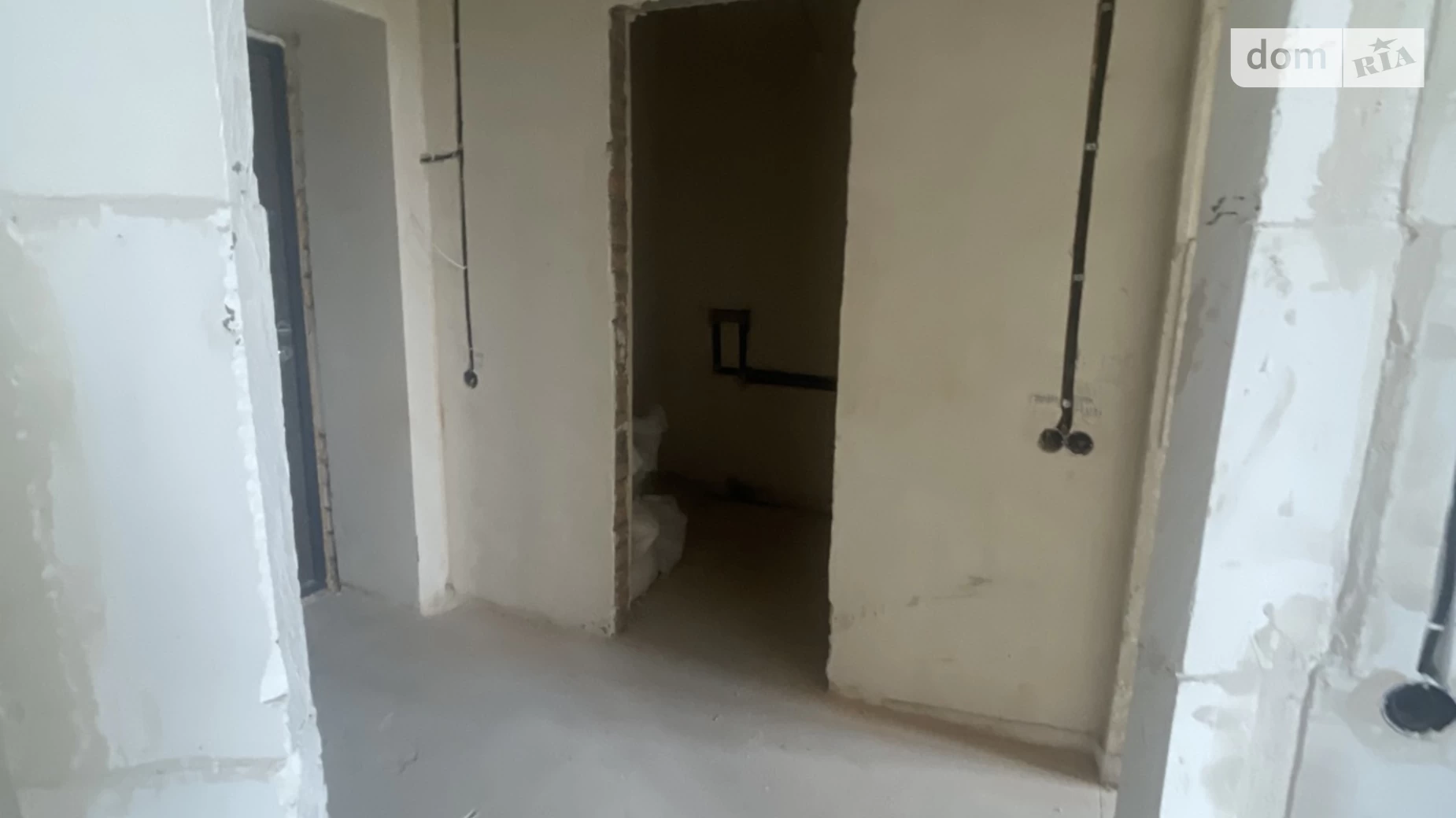 Продается 1-комнатная квартира 37 кв. м в Буче, ул. Ивана Кожедуба, 3Б - фото 4