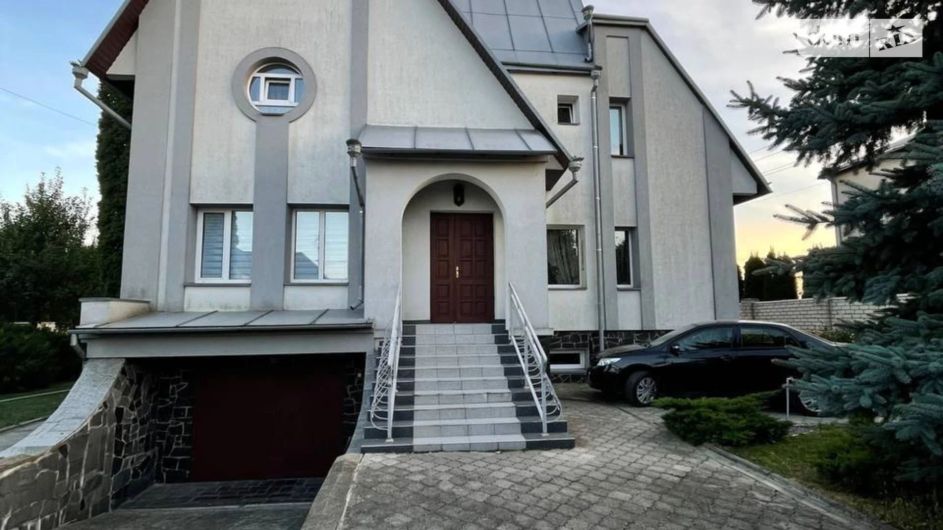 Продается дом на 2 этажа 266.5 кв. м с мансардой, цена: 125000 $ - фото 2