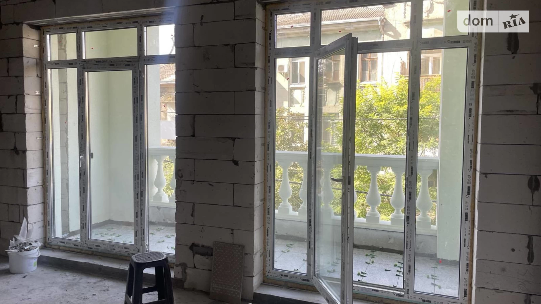 Продается 1-комнатная квартира 52 кв. м в Одессе, ул. Гимназическая, 13 - фото 3