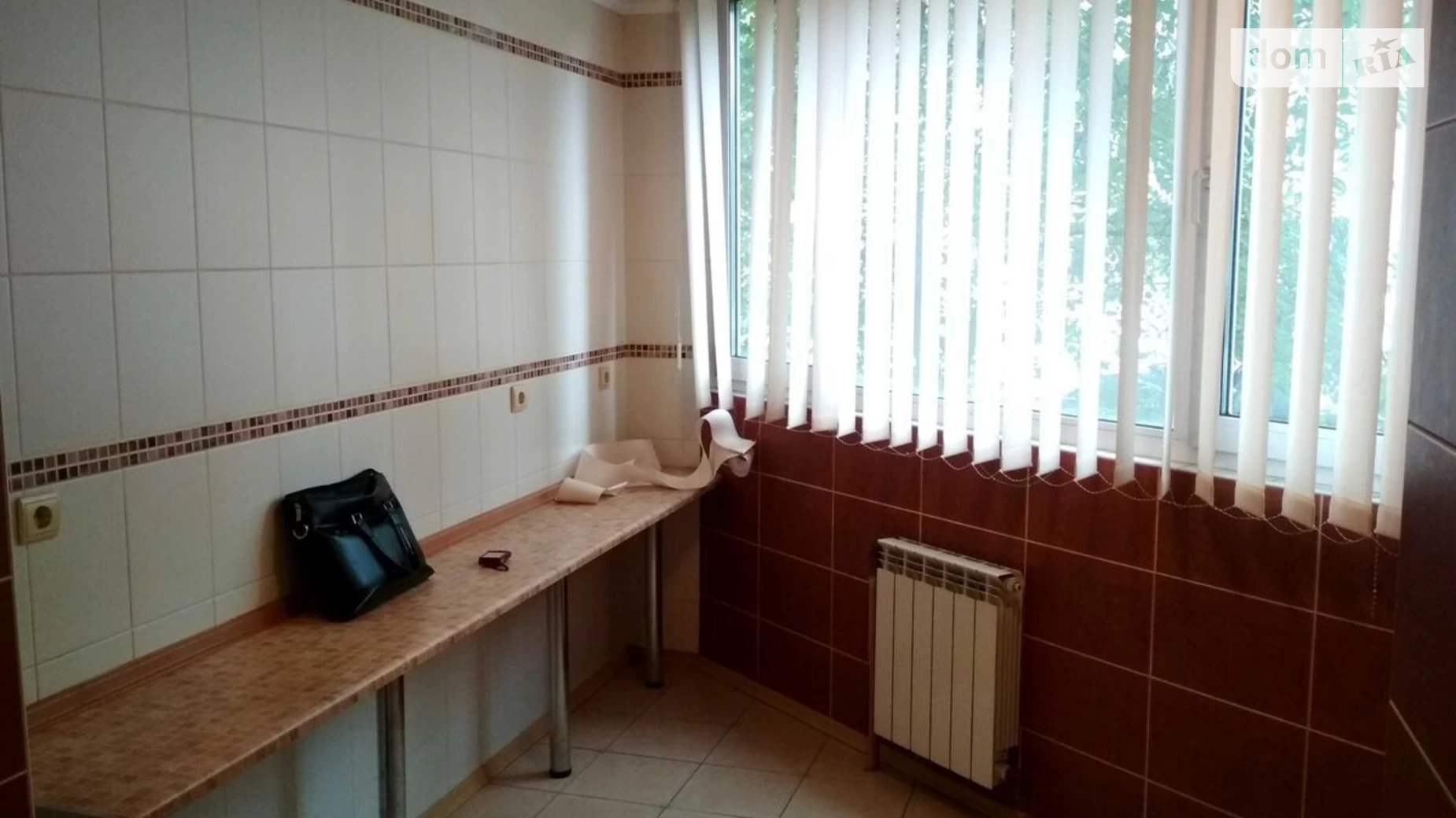 Продається 3-кімнатна квартира 98.6 кв. м у Києві, вул. Драгоманова, 8А - фото 2