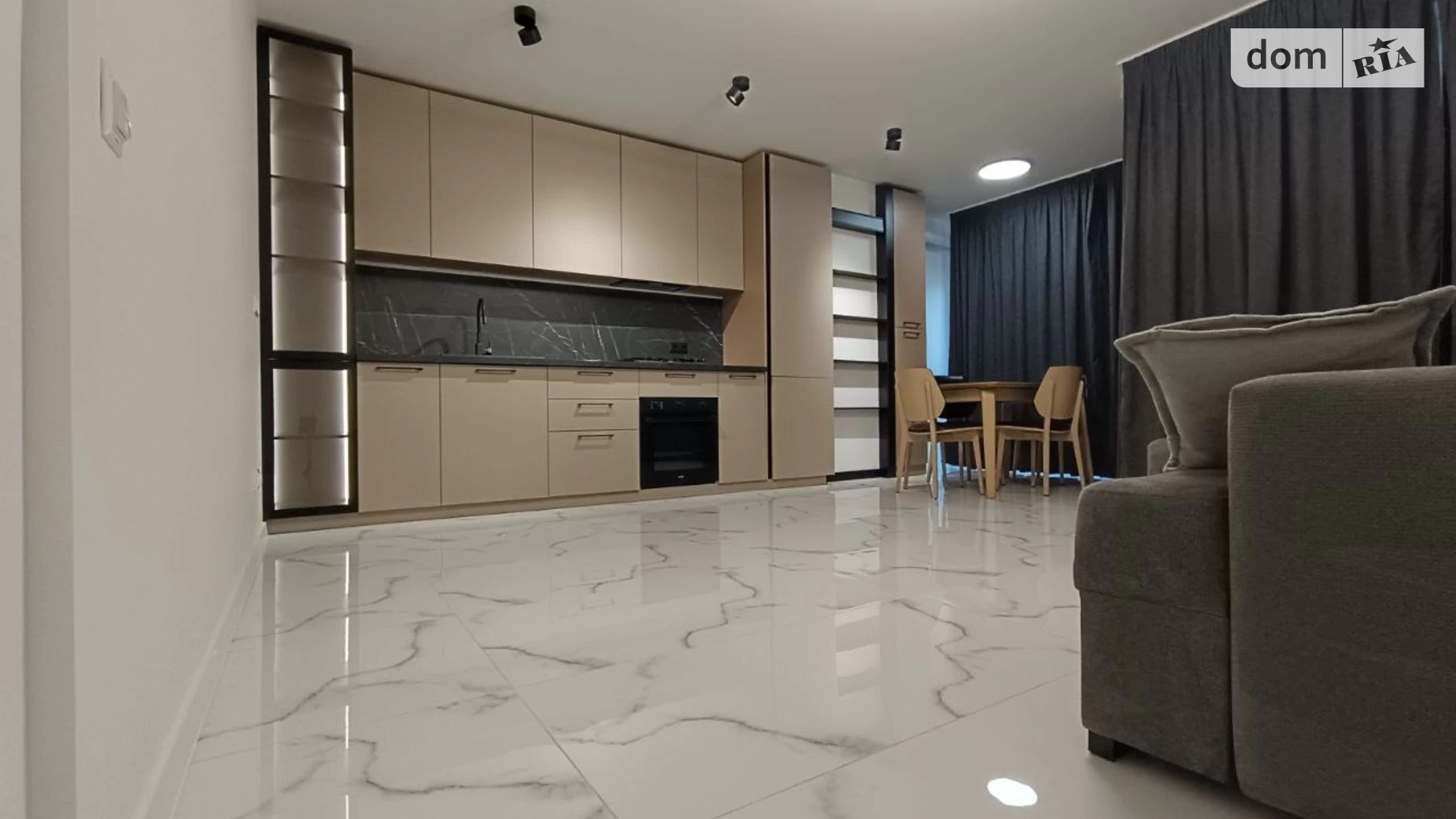 Продается 1-комнатная квартира 54 кв. м в Ивано-Франковске, ул. Бандеры Степана, 79 - фото 5
