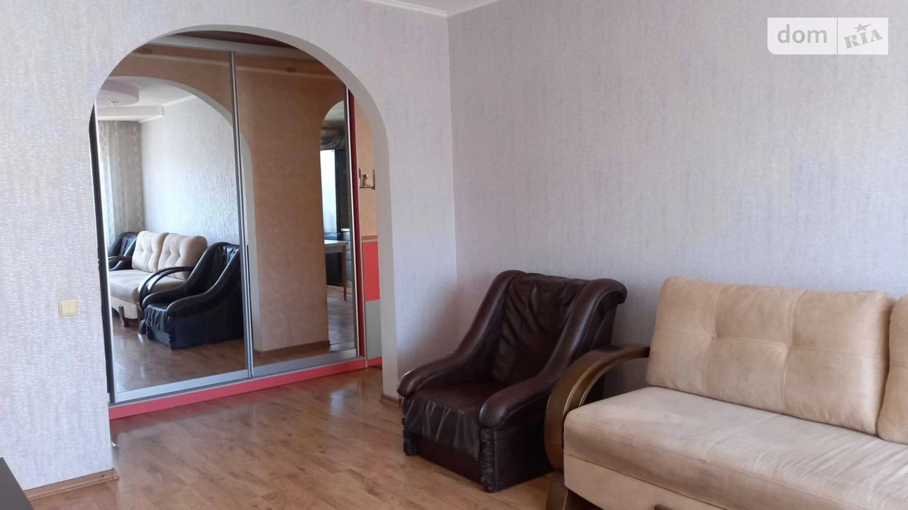 Продается 3-комнатная квартира 64.1 кв. м в Днепре, цена: 50000 $ - фото 2