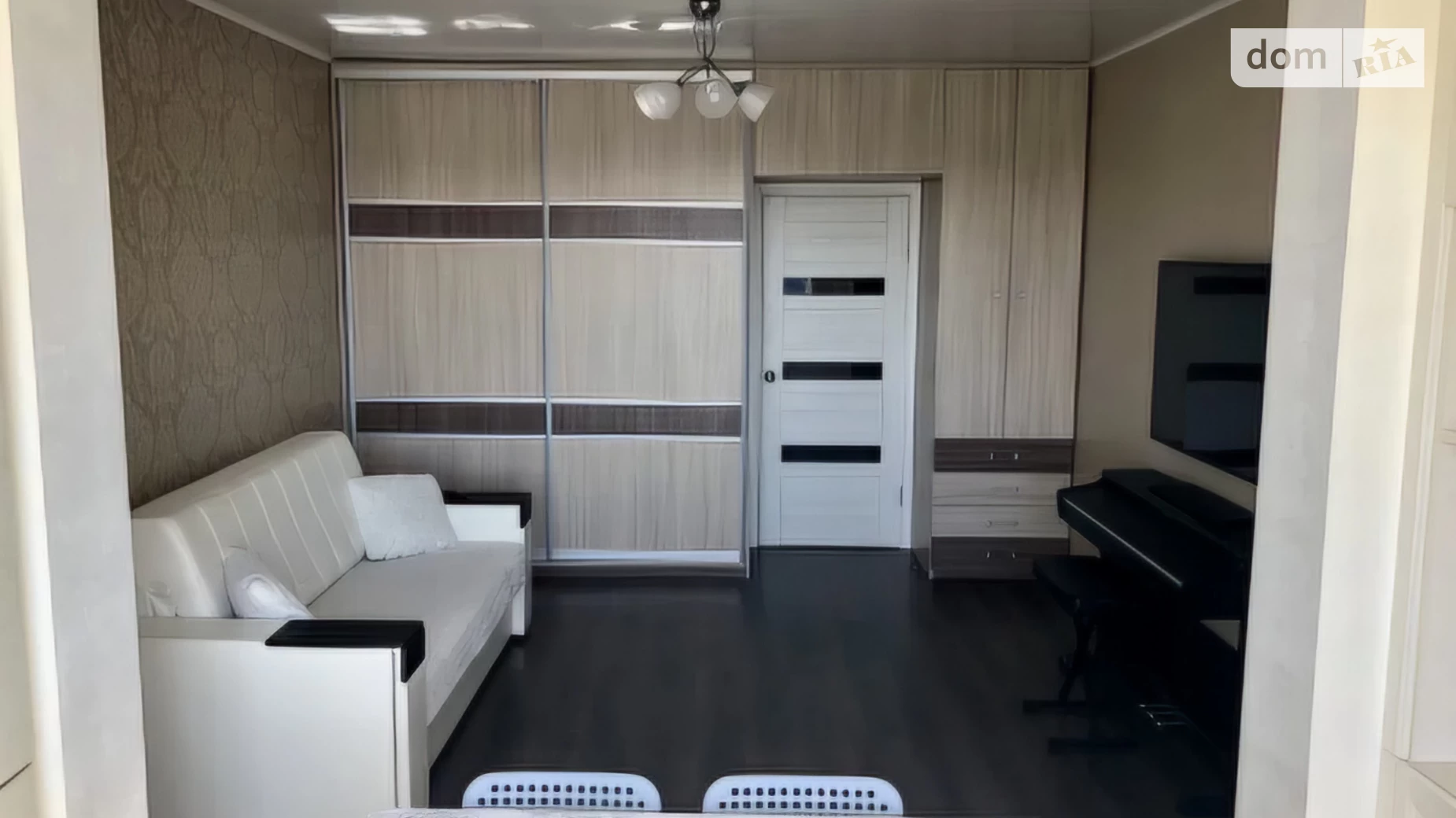 Продається 1-кімнатна квартира 50 кв. м у Одесі, вул. Старицького, 20/4 - фото 3