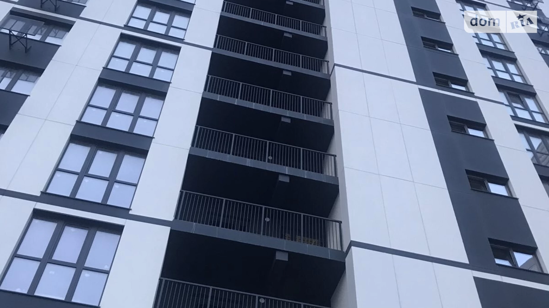 Продается 1-комнатная квартира 27 кв. м в Одессе, ул. Литературная, 10А - фото 2