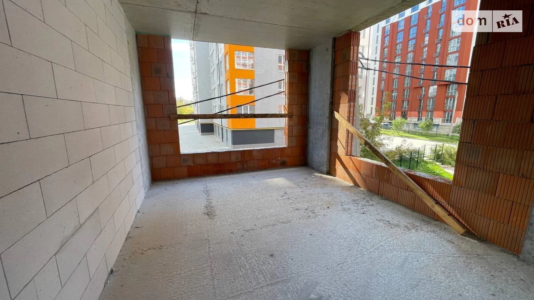 Продается 1-комнатная квартира 45 кв. м в Ивано-Франковске, ул. Химиков, 31 - фото 4