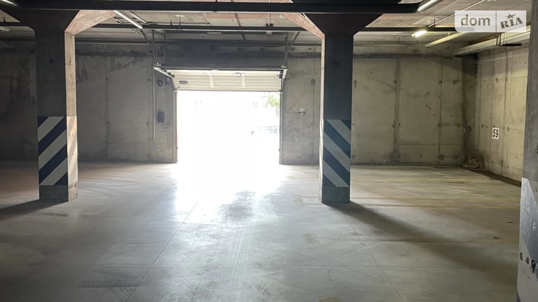 Продается подземный паркинг под легковое авто на 13.8 кв. м, цена: 12000 $ - фото 4