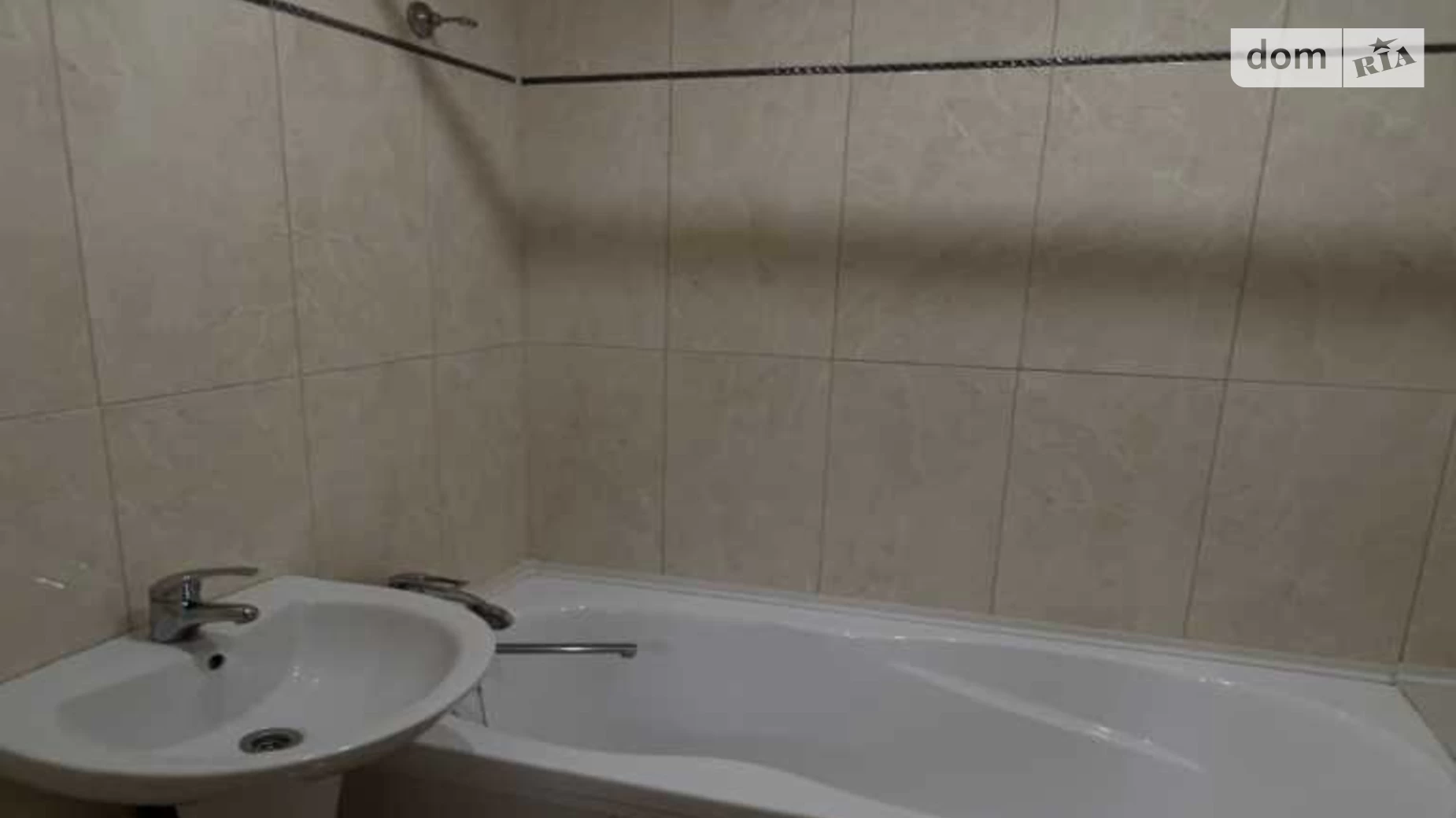 Продается 1-комнатная квартира 30.8 кв. м в Полтаве, бул. Коновальца Евгения, 5 - фото 4