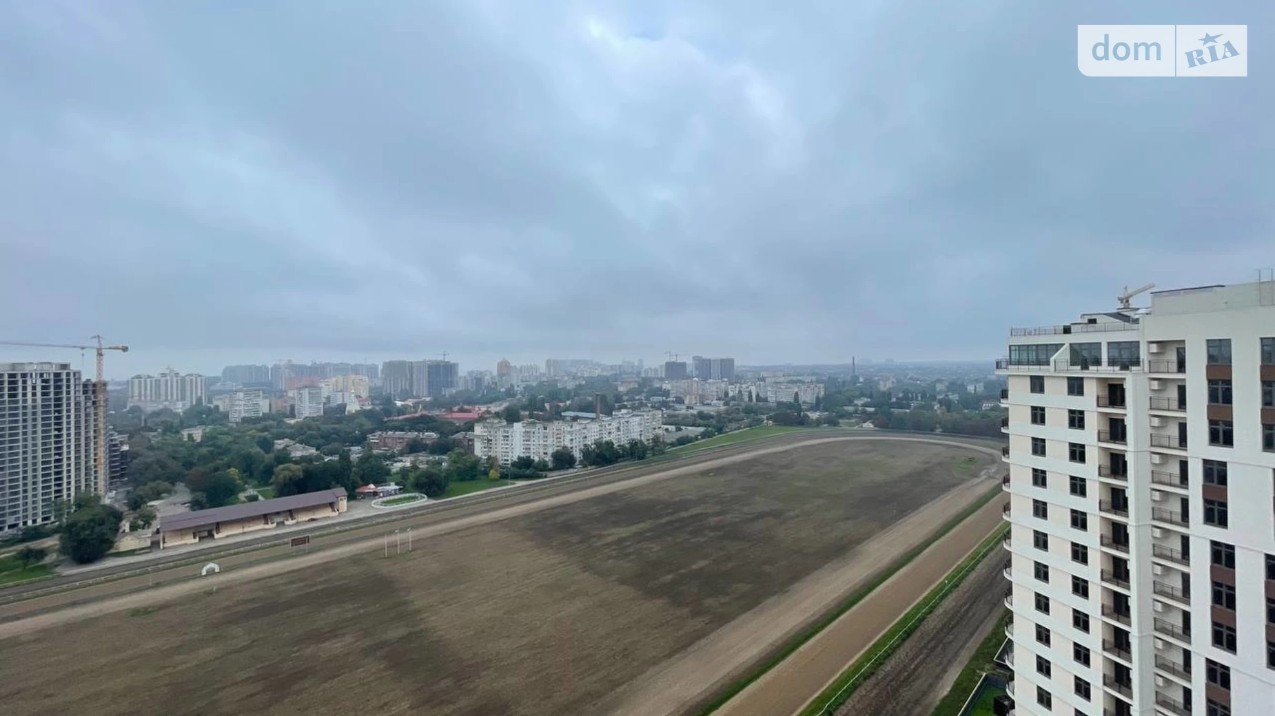 Продається 2-кімнатна квартира 78 кв. м у Одесі, вул. Краснова, 3 корпус 61 - фото 2
