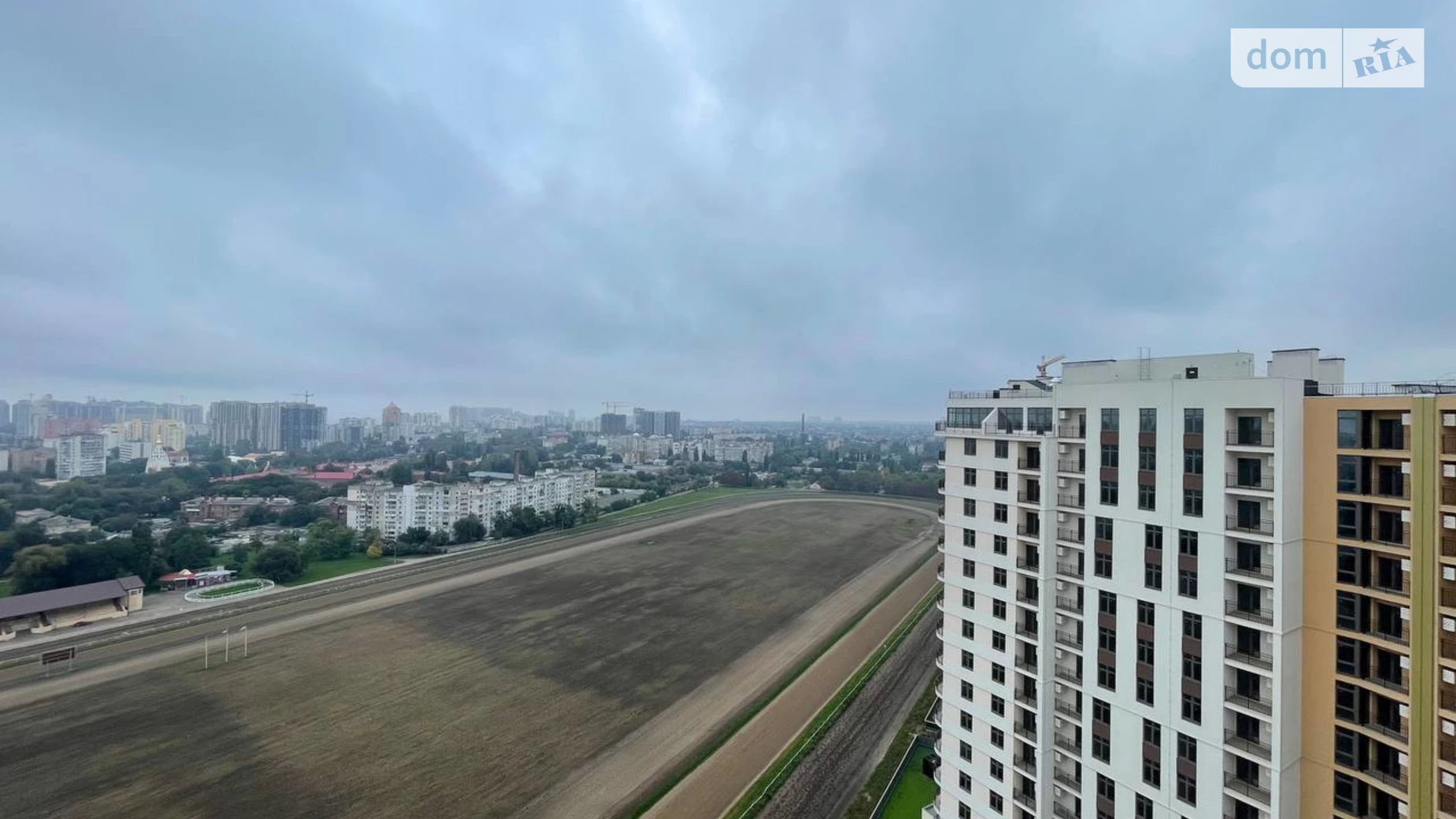 Продається 2-кімнатна квартира 78 кв. м у Одесі, вул. Краснова, 3 корпус 61 - фото 3