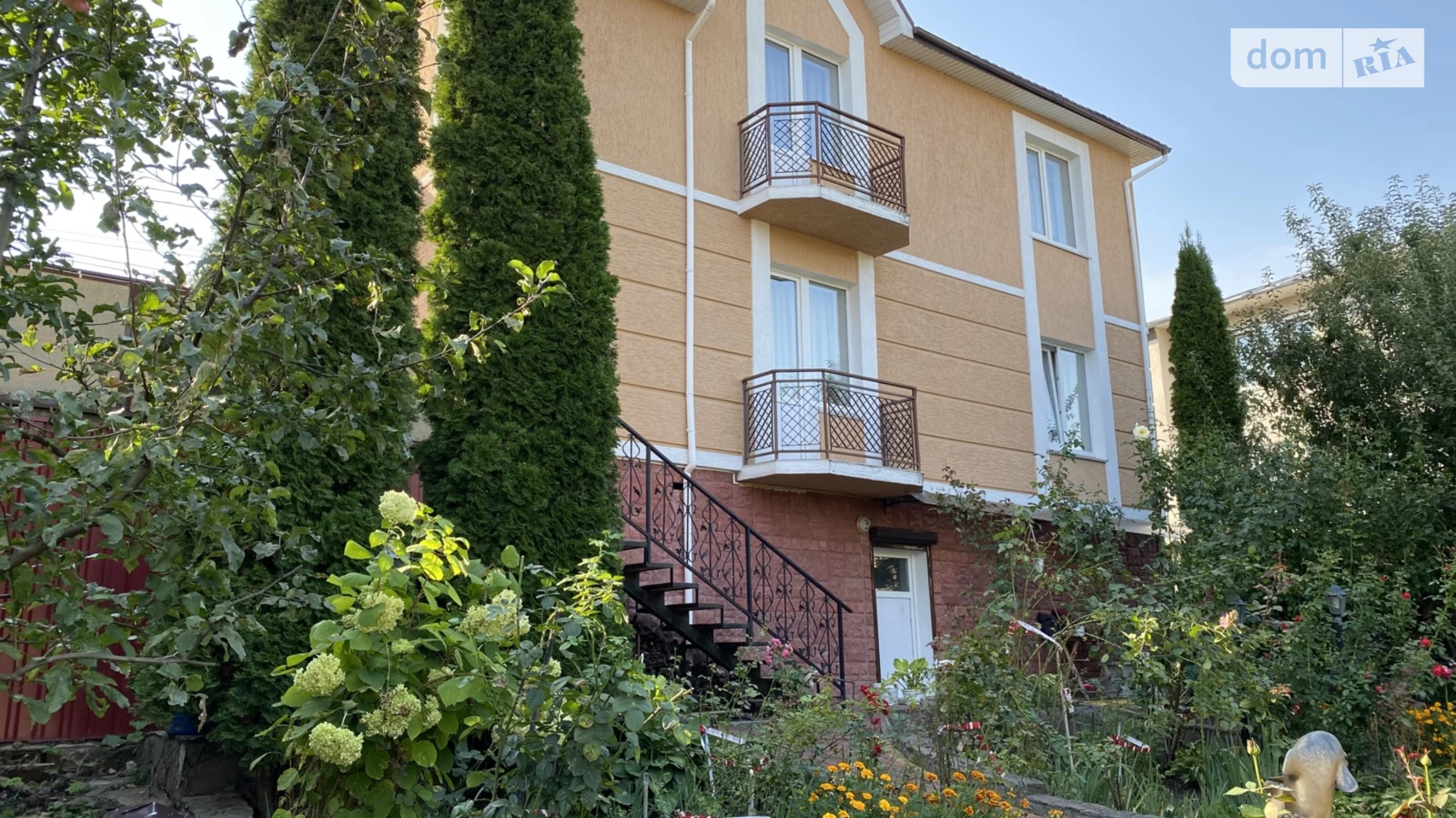 Продается дом на 2 этажа 184.2 кв. м с гаражом, цена: 134999 $ - фото 2
