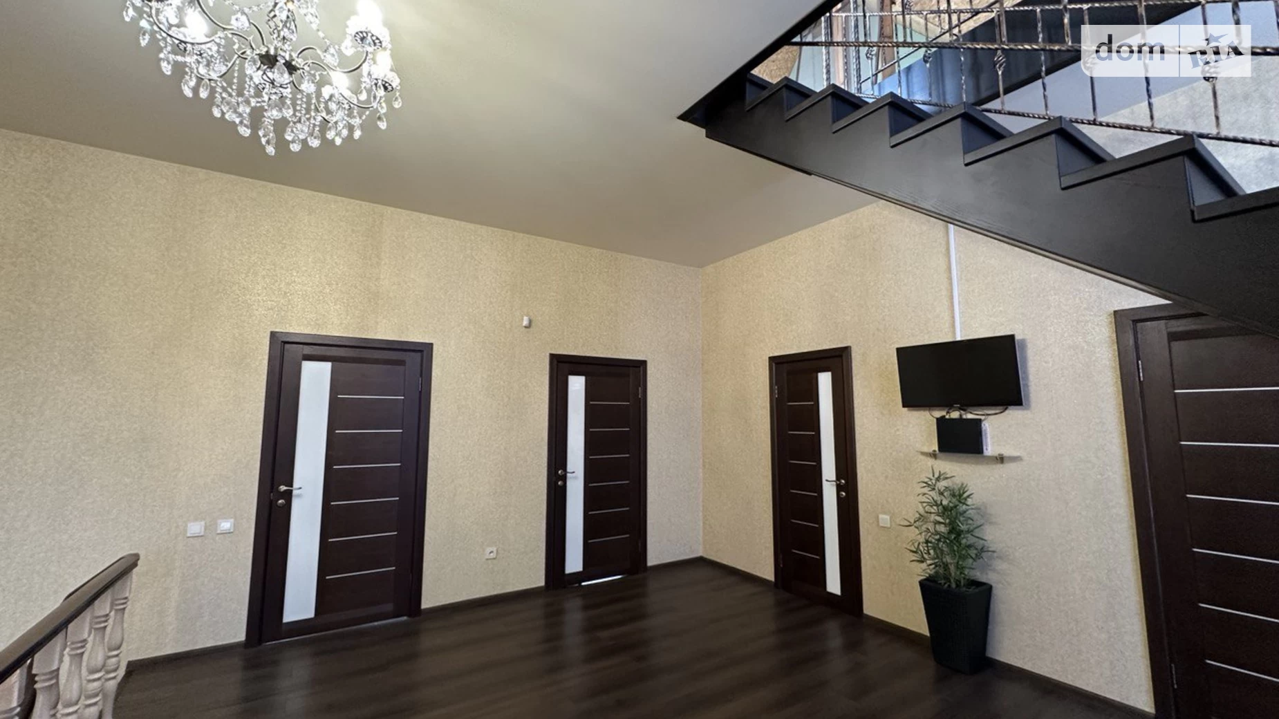 Продається будинок 3 поверховий 172 кв. м з подвалом, цена: 235000 $ - фото 4
