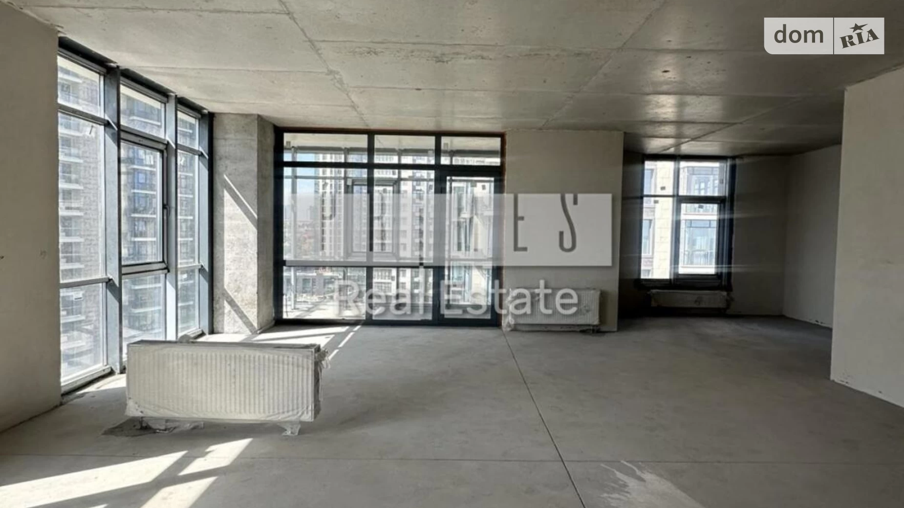 Продается 3-комнатная квартира 103 кв. м в Киеве, ул. Андрея Верхогляда(Драгомирова), 17В - фото 2