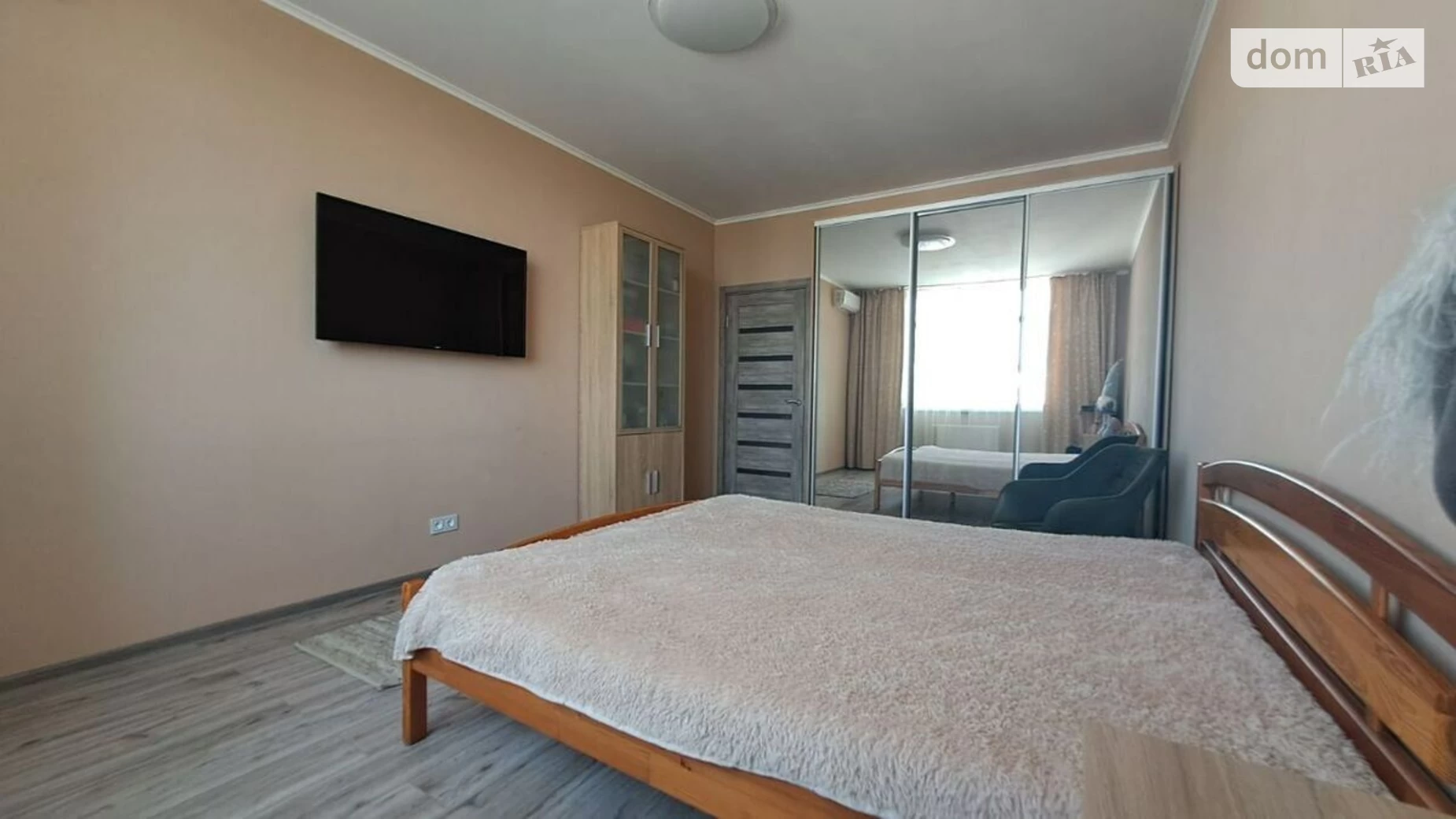 Продается 1-комнатная квартира 50.1 кв. м в Киеве, ул. Елены Пчилки, 3Д - фото 2