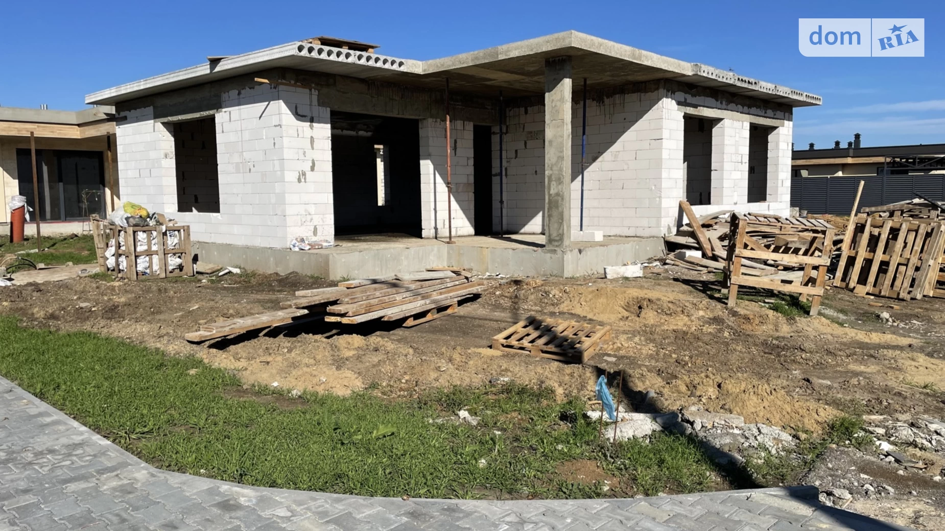 Продается одноэтажный дом 112 кв. м с садом, цена: 135000 $ - фото 3