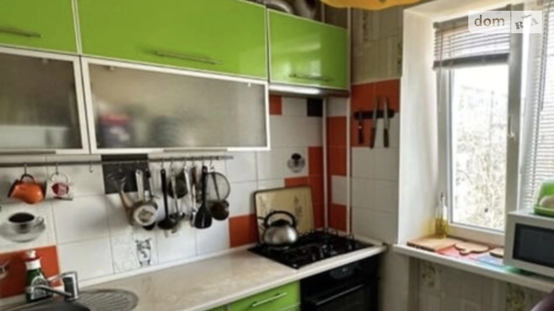 Продається 3-кімнатна квартира 56 кв. м у Чорноморську, просп. Миру(Леніна вул.) - фото 2