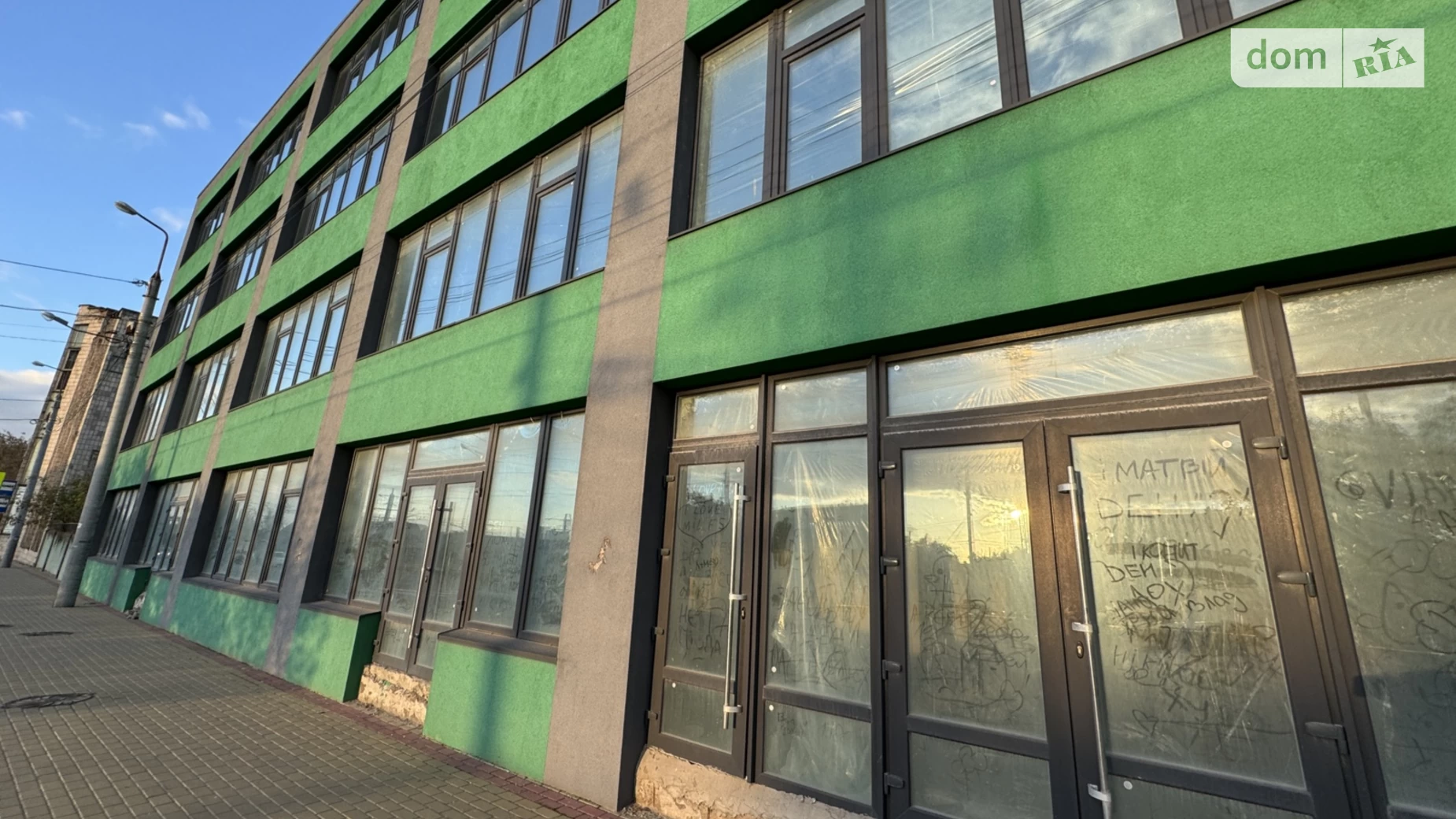 Продается помещения свободного назначения 300 кв. м в 4-этажном здании, цена: 360000 $ - фото 2
