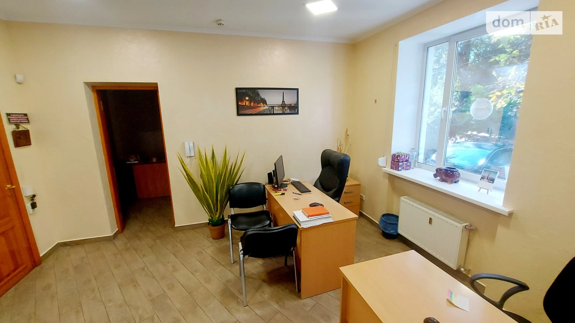 Сдается в аренду офис 37 кв. м в бизнес-центре, цена: 300 $ - фото 3
