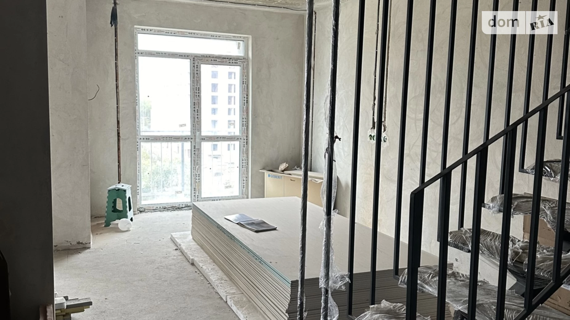 Продается 2-комнатная квартира 80 кв. м в Ивано-Франковске, ул. Виноградная - фото 2