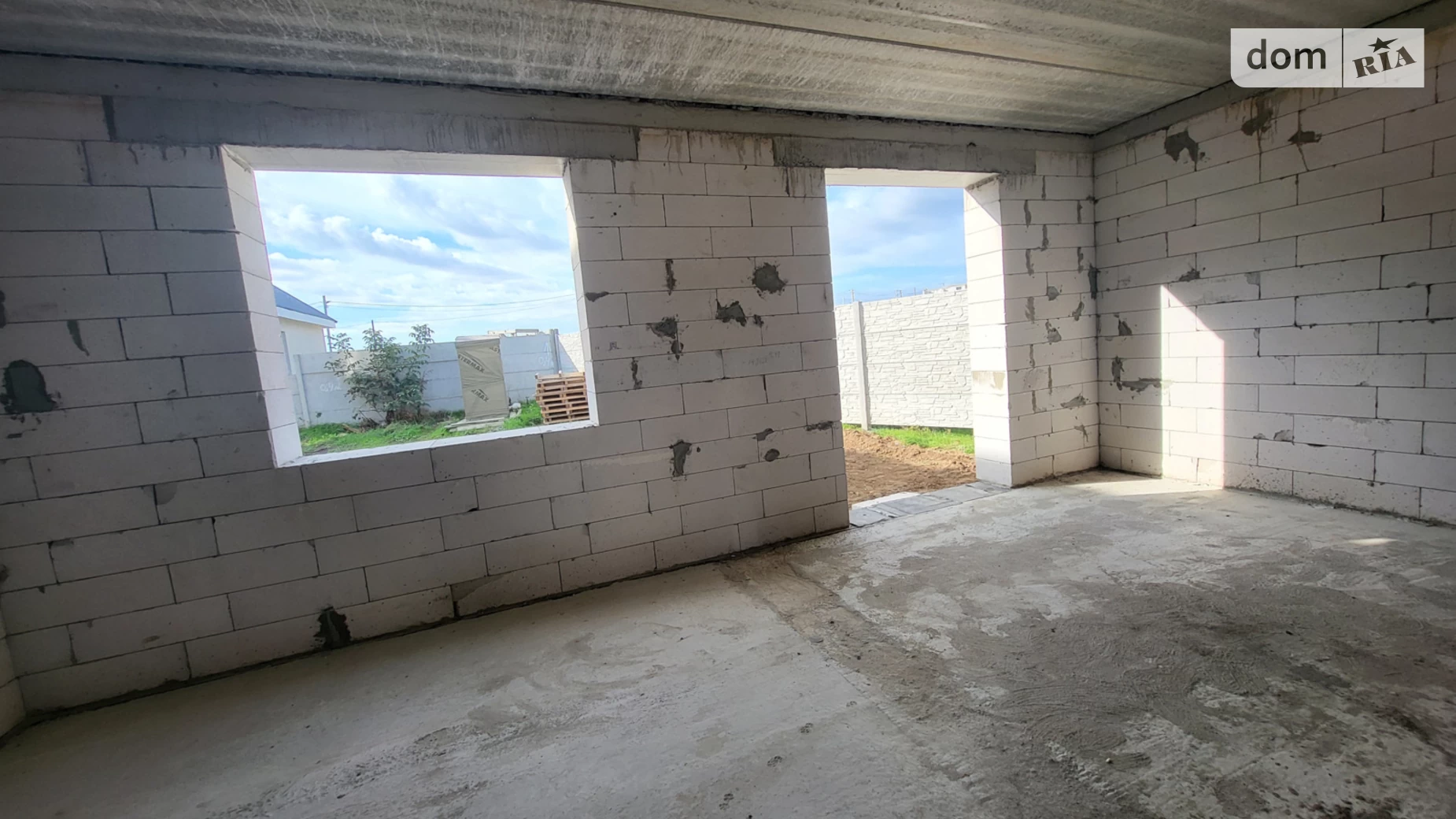 Продается дом на 2 этажа 95 кв. м с подвалом, цена: 67000 $ - фото 4