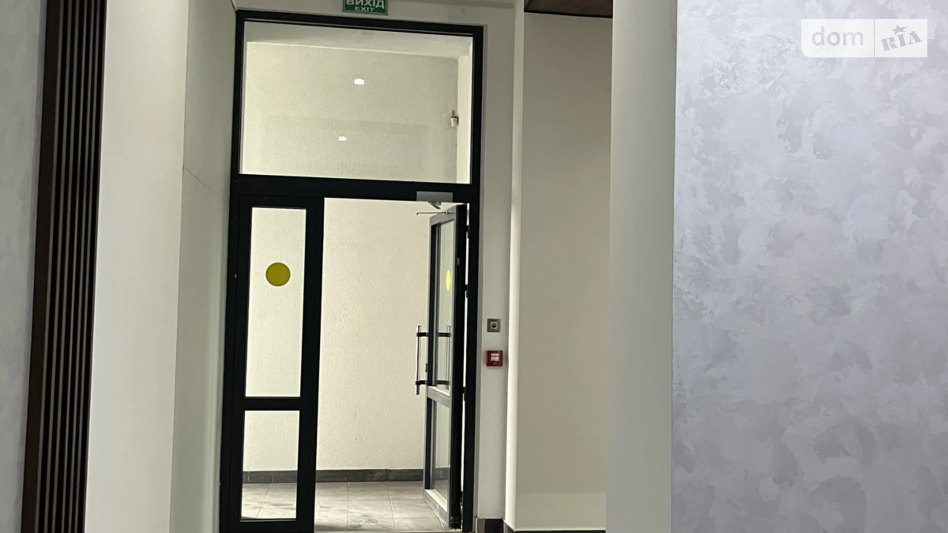 Продається 1-кімнатна квартира 42 кв. м у Бучі, вул. Бориса Гмирі, 7 - фото 2