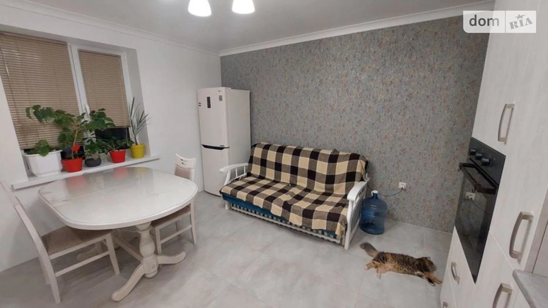 Продается дом на 2 этажа 100 кв. м с балконом, цена: 57777 $ - фото 2
