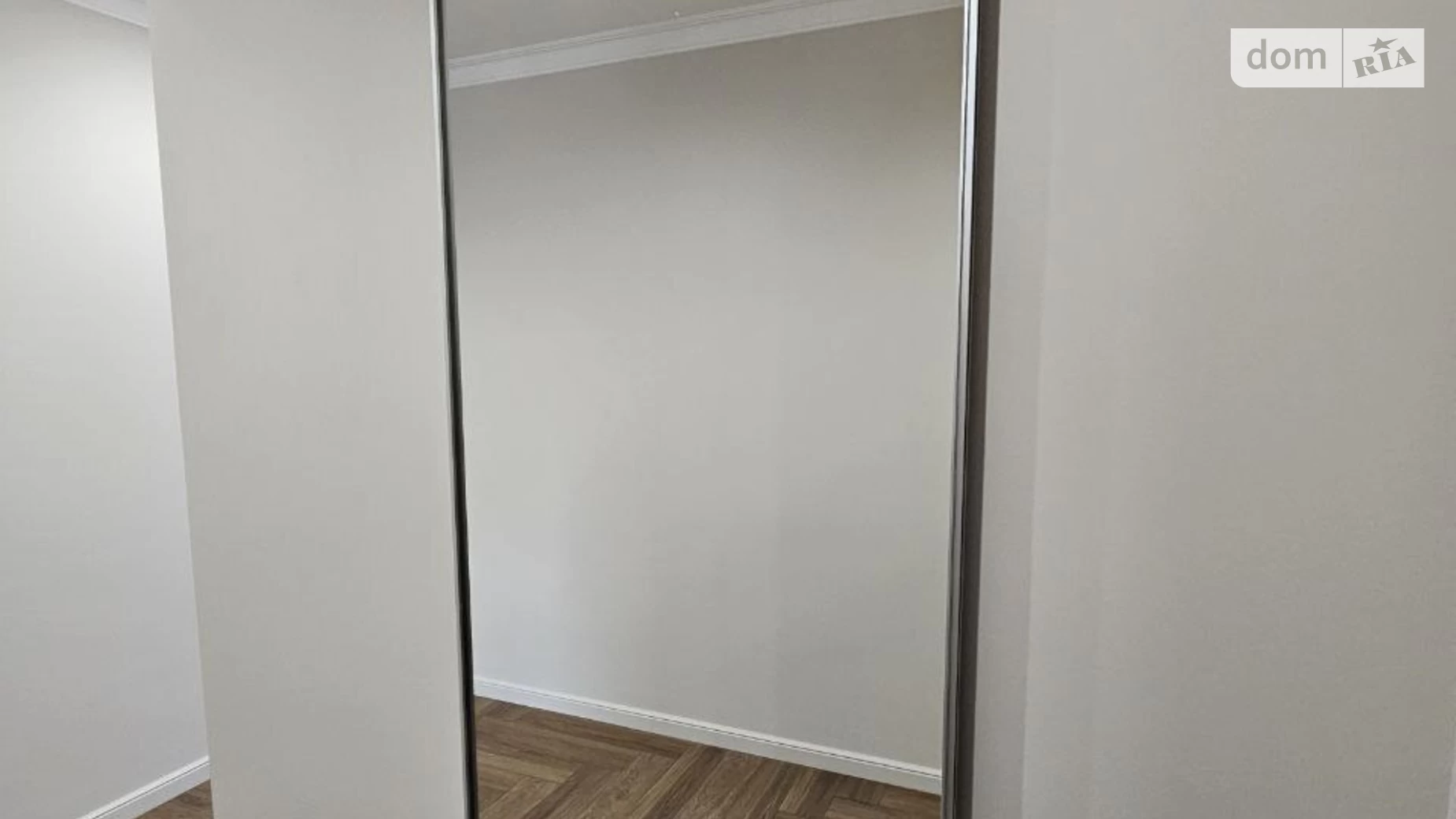 2-комнатная квартира 66.8 кв. м в, цена: 105000 $ - фото 4