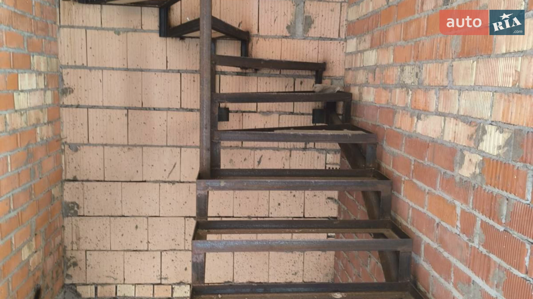 Продається частина будинку 160 кв. м з гаражем, цена: 150000 $ - фото 4