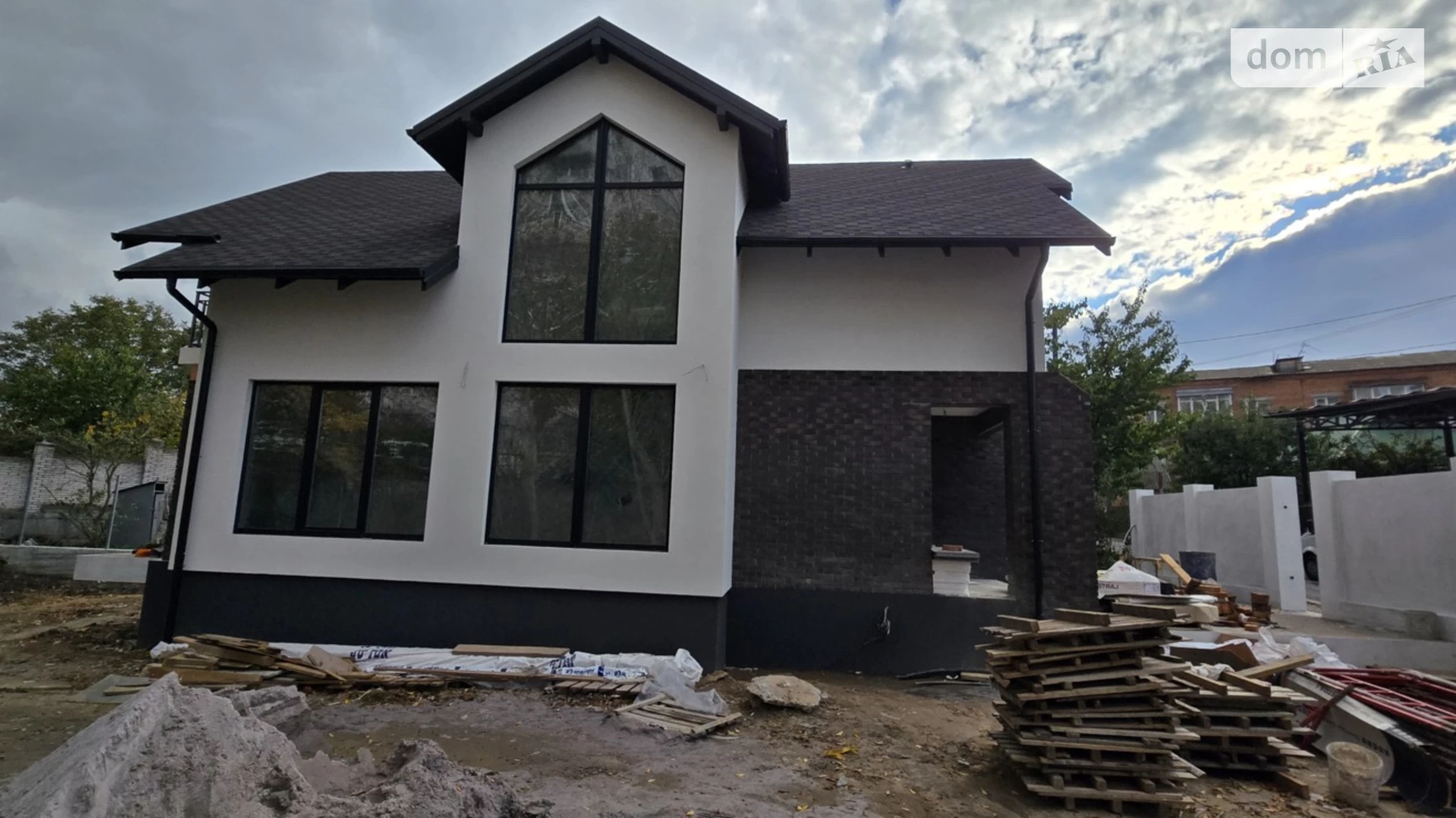 Продается дом на 2 этажа 140 кв. м с беседкой, цена: 185000 $ - фото 4