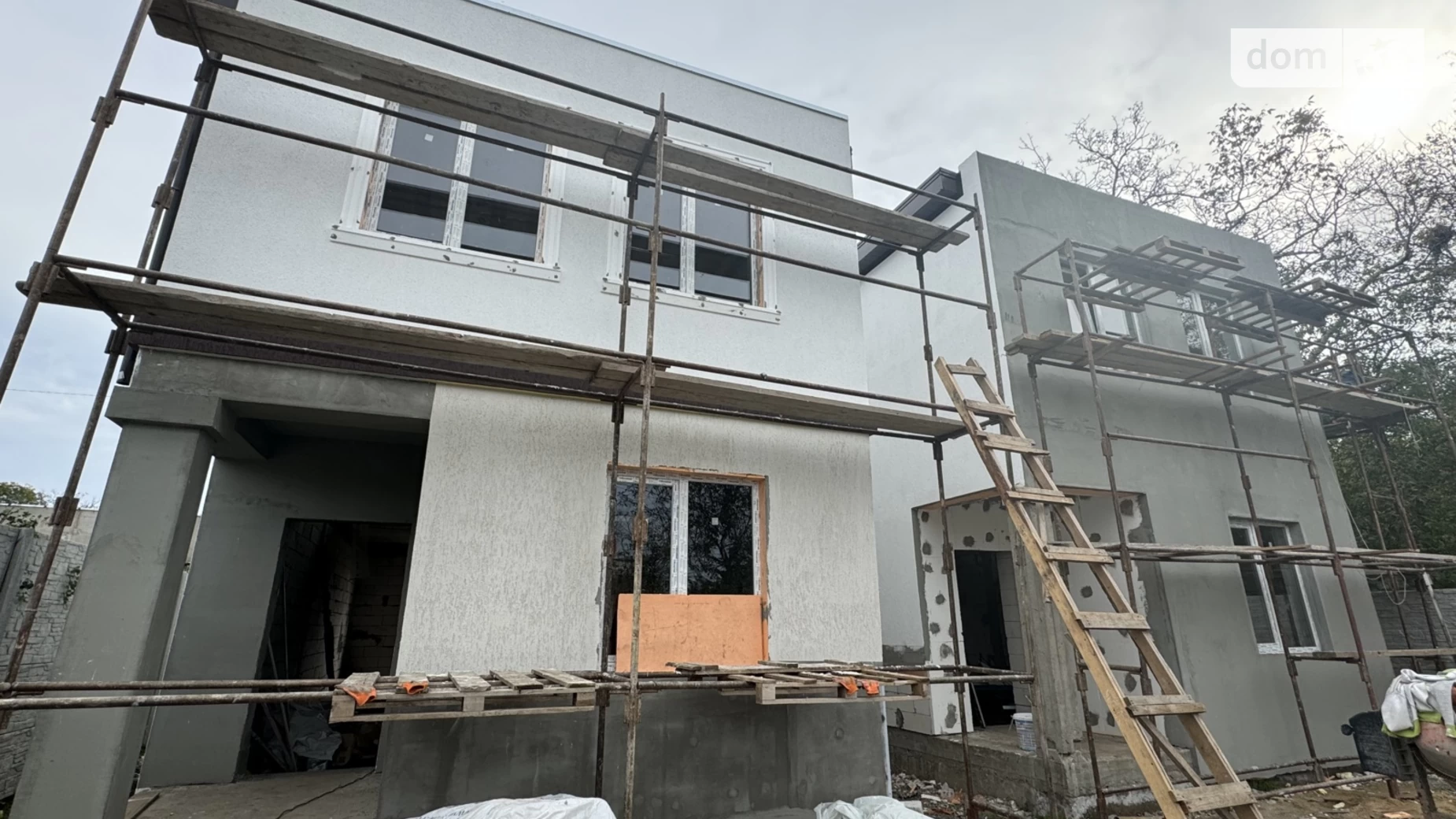 Продается дом на 2 этажа 96 кв. м с балконом, цена: 65000 $ - фото 2