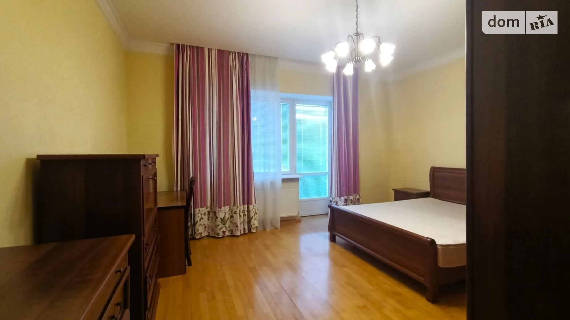 Продается 4-комнатная квартира 149.3 кв. м в Одессе, ул. Успенская - фото 3