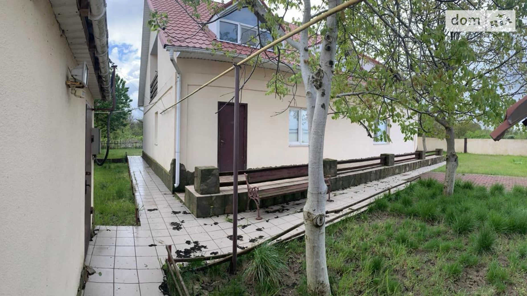 Продается дом на 2 этажа 250 кв. м с участком, цена: 49999 $ - фото 2