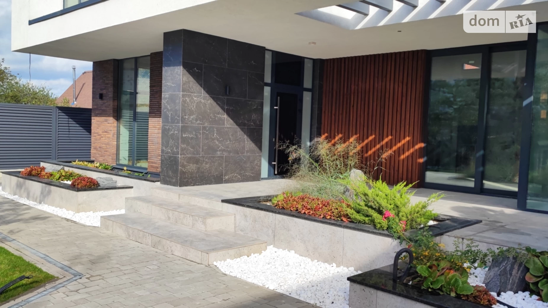 Продається будинок 2 поверховий 349 кв. м з каміном, цена: 350000 $ - фото 3