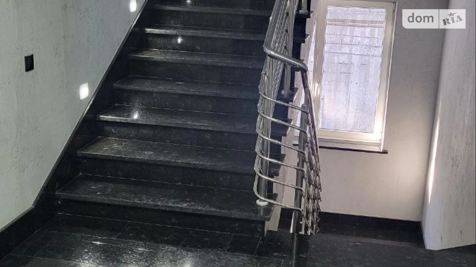 Здається в оренду офіс 614 кв. м в бізнес-центрі, цена: 153500 грн - фото 2