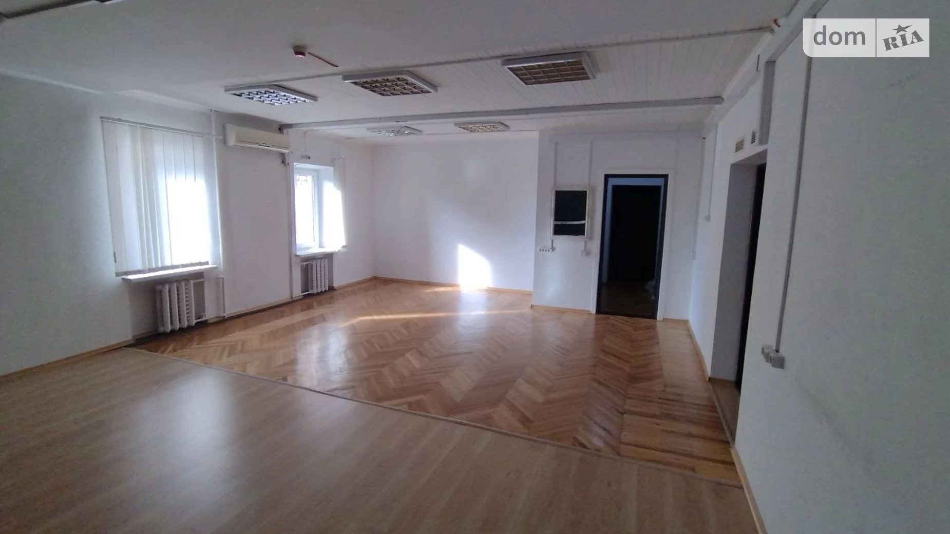 Здається в оренду офіс 202 кв. м в бізнес-центрі, цена: 50500 грн - фото 2