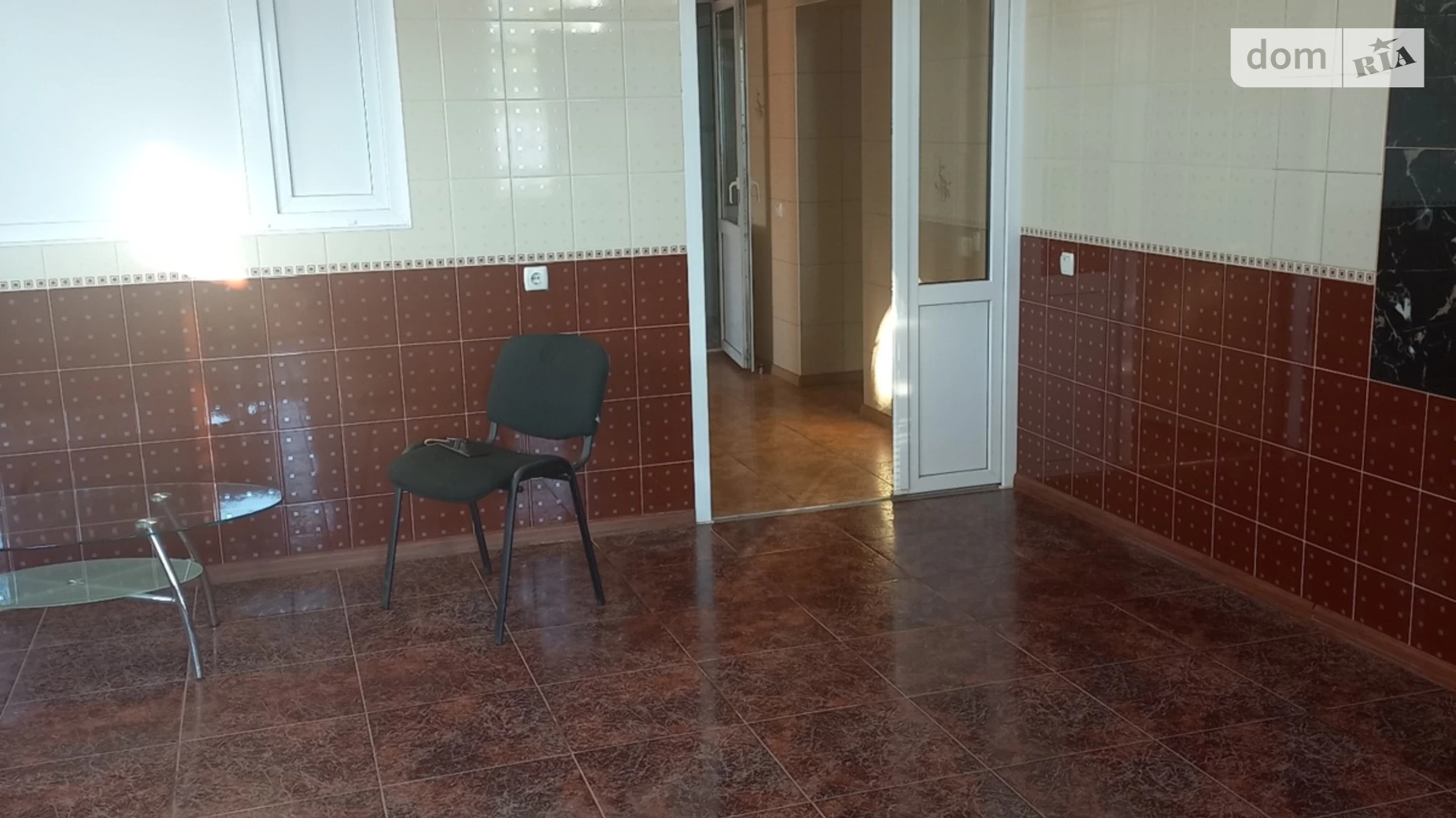 Продається офіс 99.8 кв. м в бізнес-центрі, цена: 45000 $ - фото 2